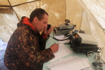 EW1ACC за микрофоном.