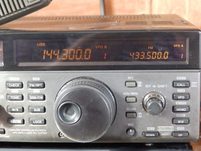 Icom IC-820D-3.JPG