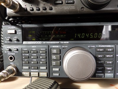 Kenwood TS-450S-2.JPG