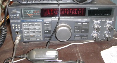 http://ra4fjv.org/kenwood/kenwood-ts-790e-ukv-transiver-harakteristiki-kratkii-obzor