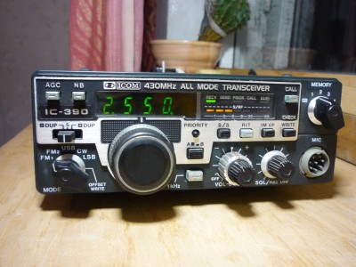 Icom-IC-390-1.jpg