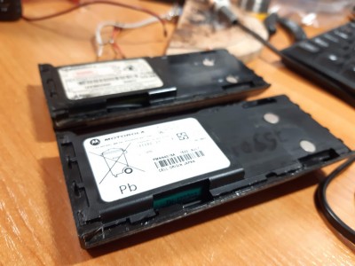 gp300-battery.jpg