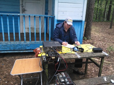 13-00. Воскресенье. EU1UA ловит DX-ов на 10 метрах