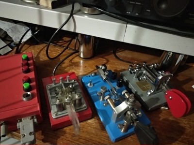 ew1mm cw keys.jpg